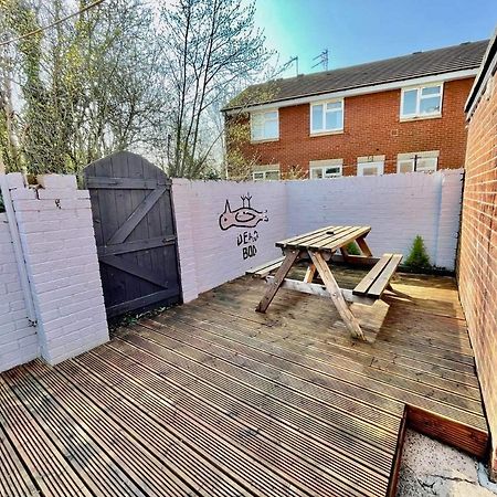Spacious 3 Bedroom Retreat For Professionals Kingston upon Hull Exterior foto