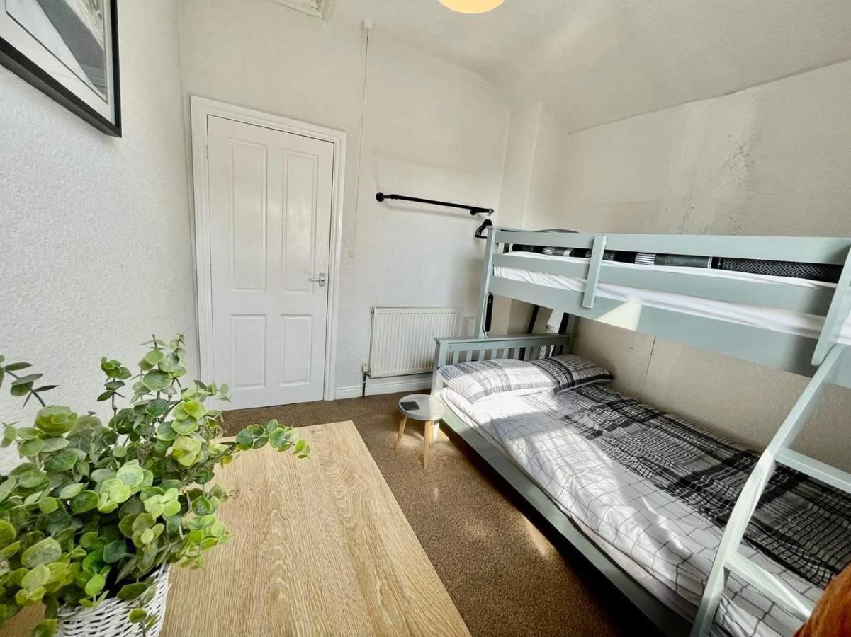 Spacious 3 Bedroom Retreat For Professionals Kingston upon Hull Exterior foto